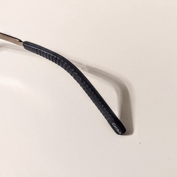 Bronze Finish Fashion Sunglasses ~ Brown Oval Lens ~ Sturdy Metal Frames ~ GVC - Picture 8 of 11